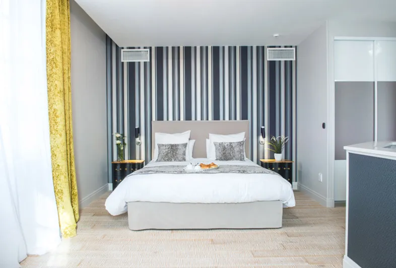 Une chambre Prestige du Château de la Garrigue — photo 5