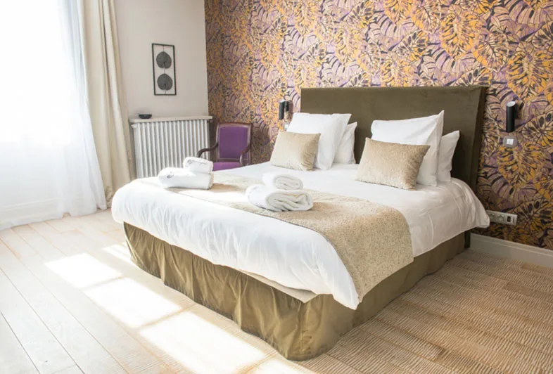 Une chambre Prestige du Château de la Garrigue — photo 7